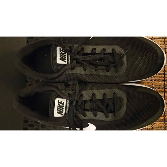 Nike Flex RN 7 Running Shoes – Lightweight Comfort | Men’s 9W - Picture 2 of 5